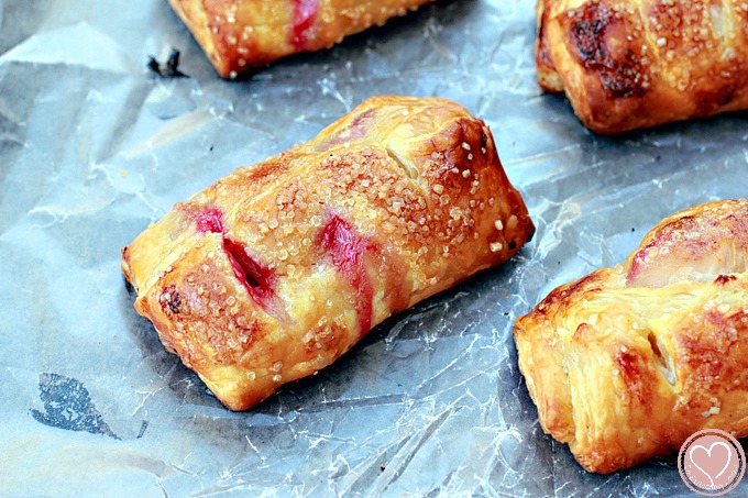 Black Plum and Goat Cheese Strudel, Perfect for Breakfast
