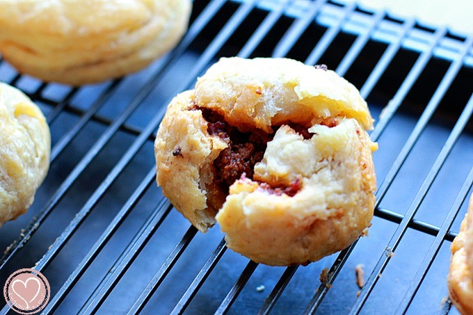 Cuban Recipes of Pastelitos de Carne or Cuban Picadillo Stuffed Meat Pies