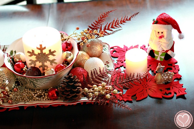 Easy Christmas Centerpiece