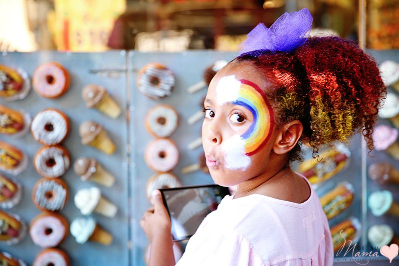 Spanish Kindergarten Activities: Photo Scavenger Hunt