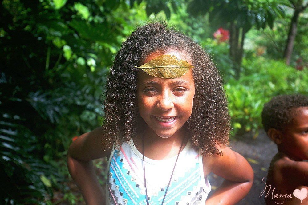 Waimea Valley, Hawaii: Latina Travel Blogger