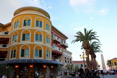 las vegas tivoli village