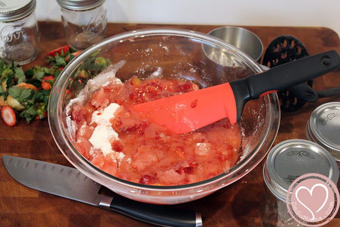 strawbelly jelly, strawberry preserves