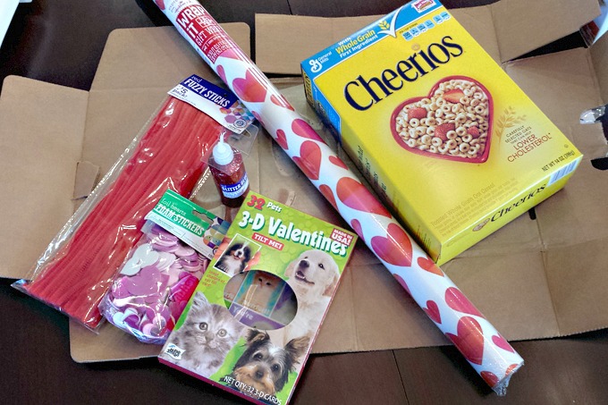 pipe cleaners walmart, easy valentine boxes, kids valentines box