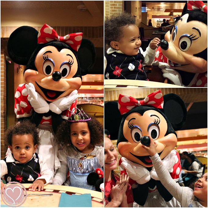 disneyland birthday, goofys kitchen, first disneyland trip, disneyland resport, character dining