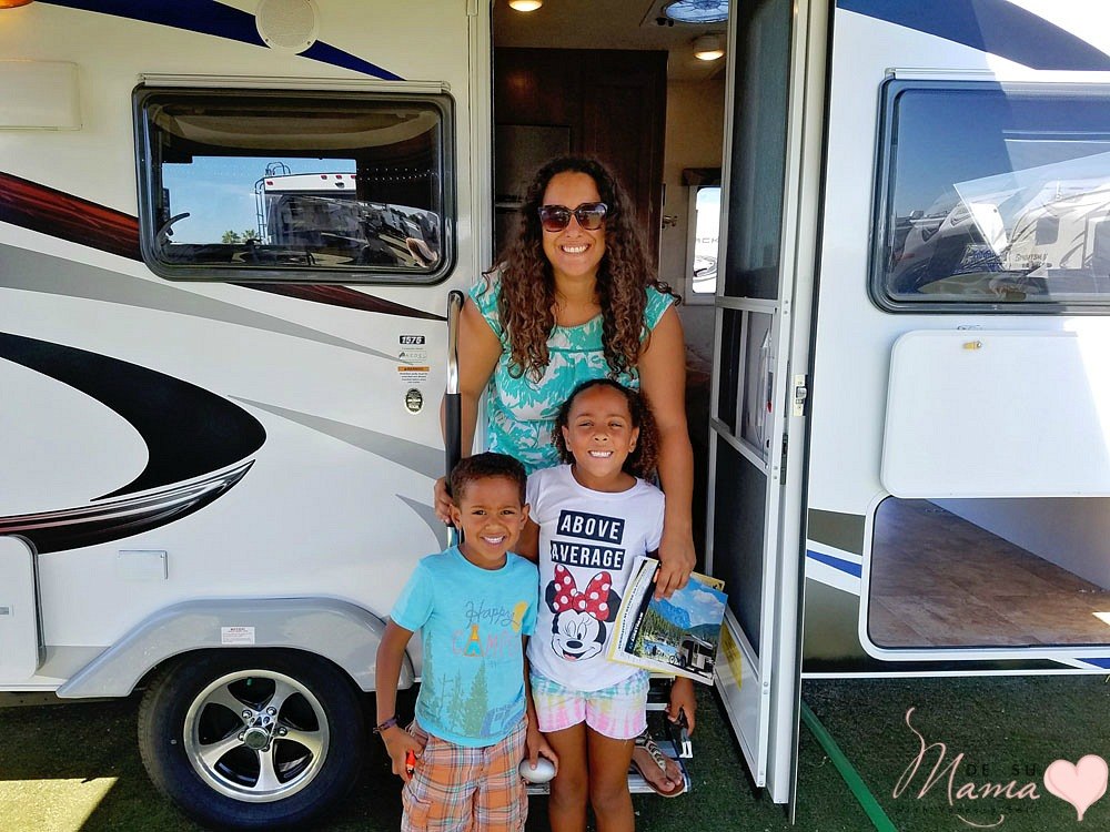 Hispanic Family Attends RV Show For First Time