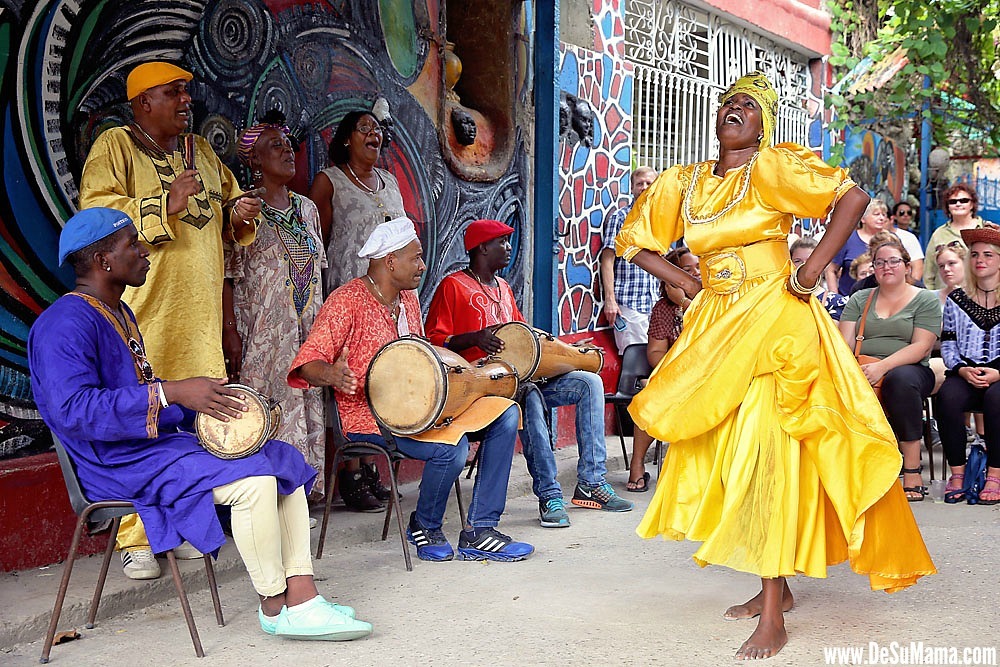 Callejon de Hamel in Havana, Cuba: Traditional Cuban Culture