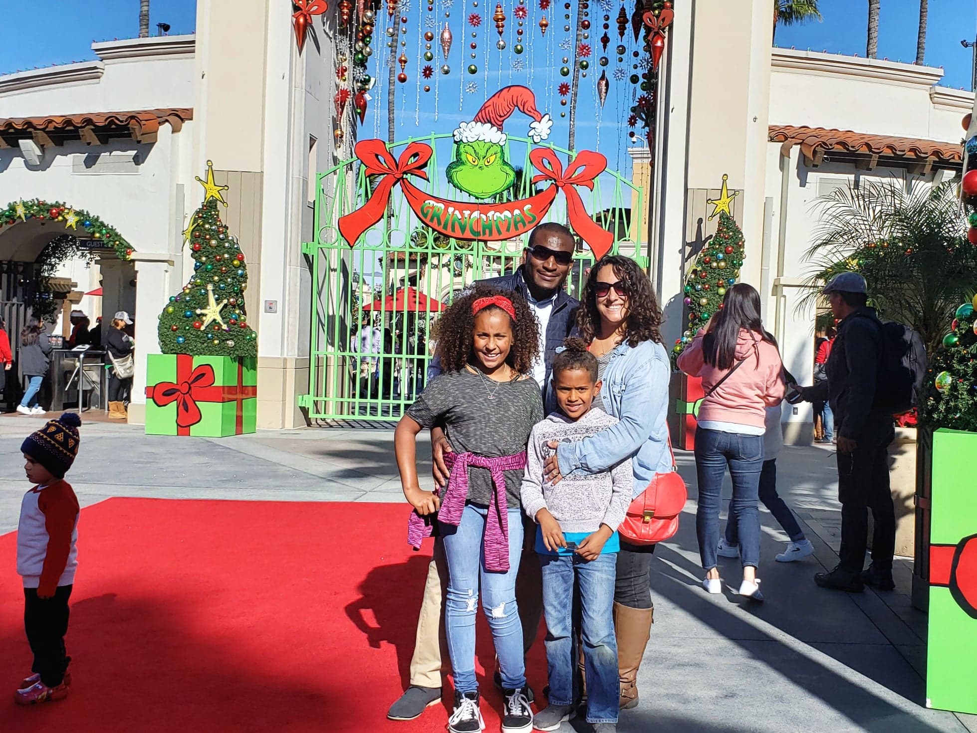 universal studios grinchmas, universal studios hollywood christmas